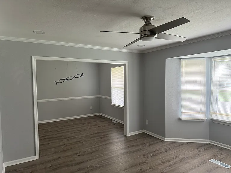2825 Holiday Point Dr — Photo 11