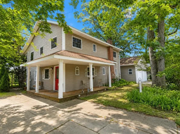 11080 E Iroquois Rd, Walkerton, IN 46574