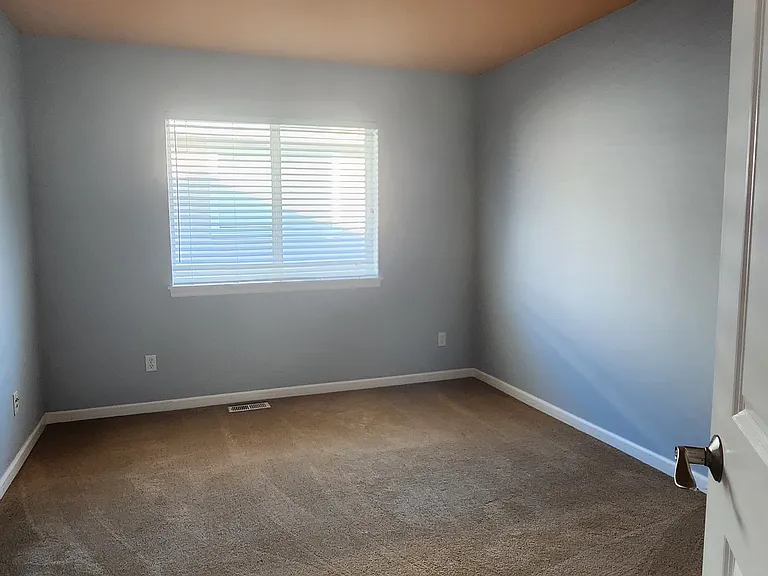 3167 NE Magnolia St — Photo 12