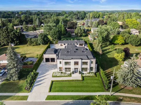 29 Greenside Dr, King, ON L0G 1N0