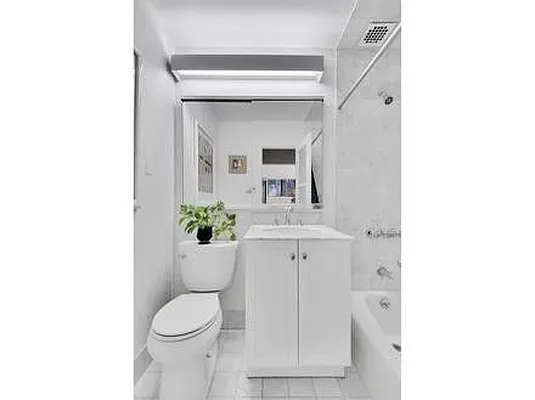 Rented by Level Group | media 14