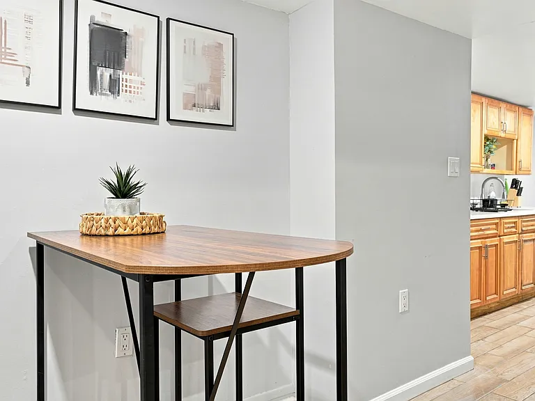 195 Sylvan Ave #2 — Photo 5
