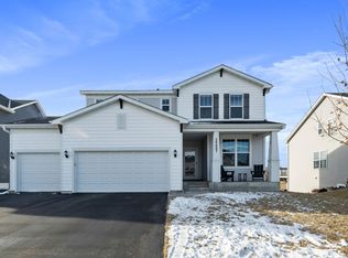 20607 Gunnison Dr, Lakeville, MN 55044