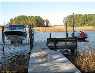 3rd image of 142 Holly Hill Ln