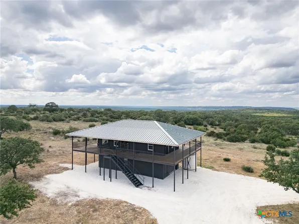 1096 Park Rd, Lampasas, TX 76550