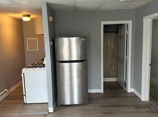 914 Atwells Ave #1REAR, Providence, RI 02909