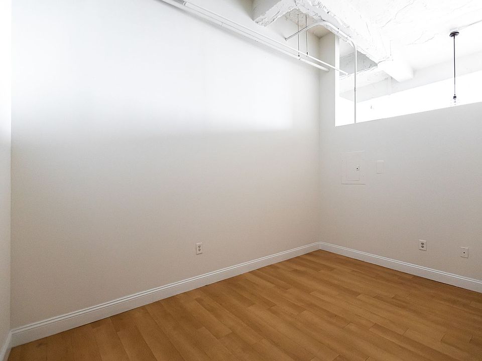 4600 Woodward Ave Apt 212, photo 11