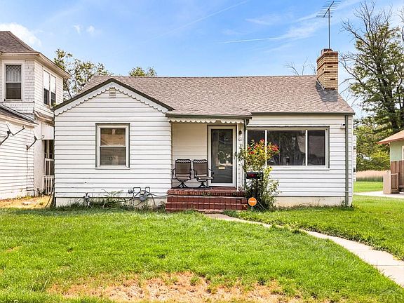 3rd image of 2020 Court St