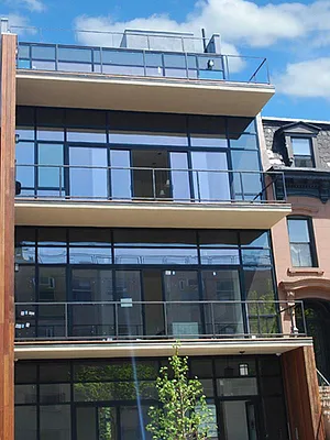 Sold by Sotheby's International Realty | media 32