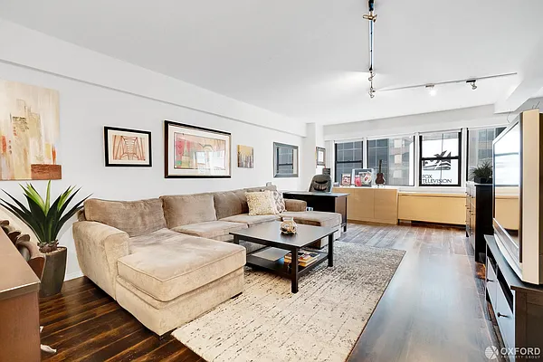 Sold by Oxford Property Group | media 2