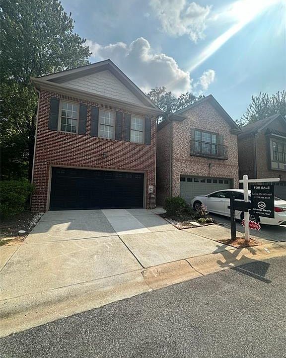 1st image of 1664 Oakbrook Lake Dr