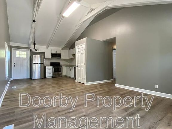 3rd image of 1119 Pierce Ave