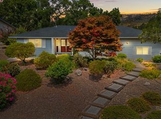 6463 Meadowridge Drive, Santa Rosa, CA 95409