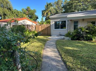2148 NE 183rd St, North Miami Beach, FL 33179