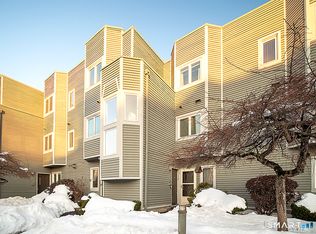 Whitney Place, Hamden, CT 06517