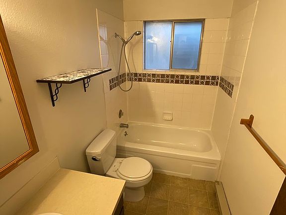 5th image of 13814 E Mission Ave