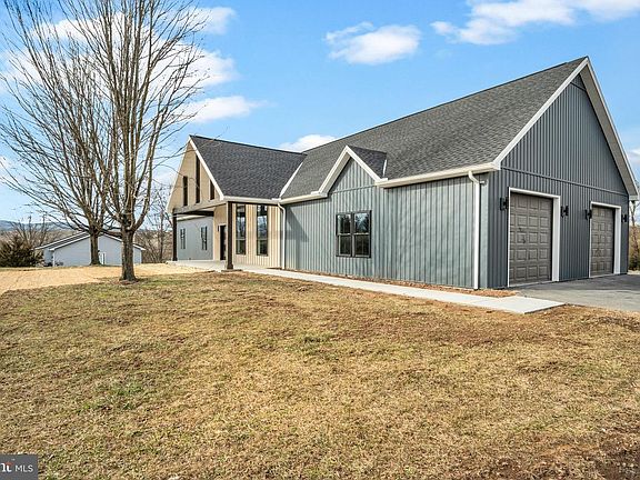 2nd image of 158 Sherby Ln