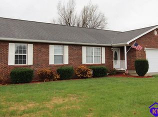 395 Valley View Dr, Vine Grove, KY 40175