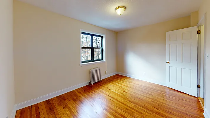 Rented by Revona Properties | media 4