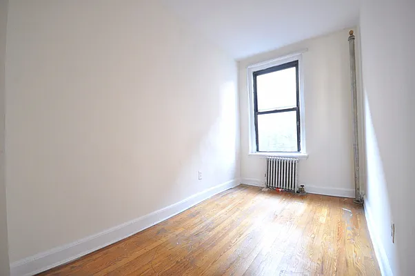 Rented by Keller Williams NYC | media 27
