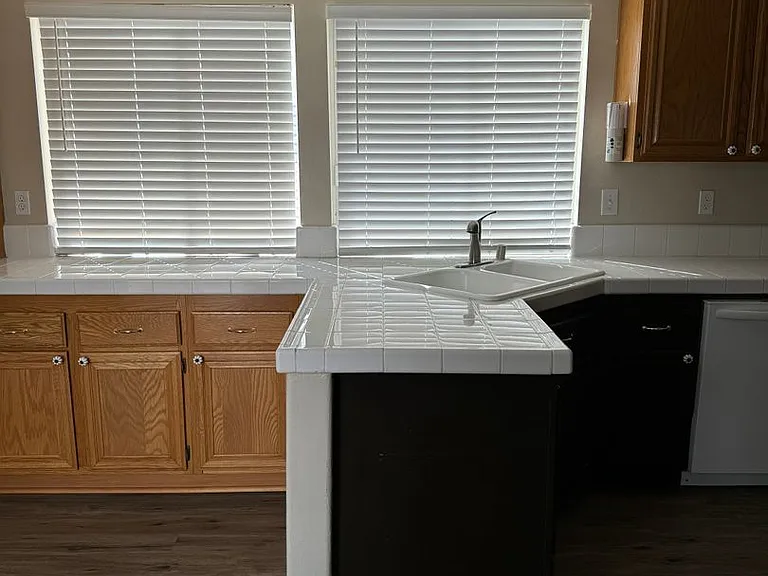 5904 Alimar Dr — Photo 8