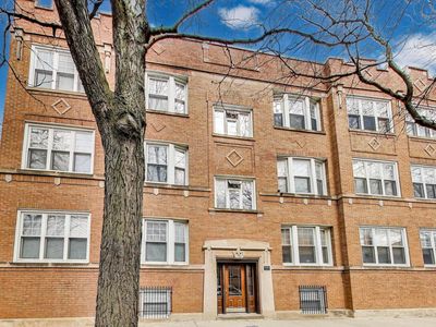 3402 W Sunnyside Ave APT 3, Chicago, IL, 60625