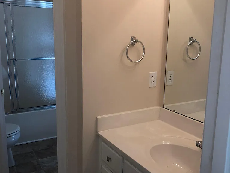 Jack-n-Jill bathroom