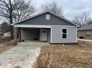 704 N 4th St, Paragould, AR 72450