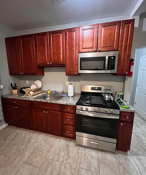 72 Seymour Ave #3 — Photo 13
