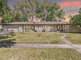1833 Campeau St, South Bend, IN 46617