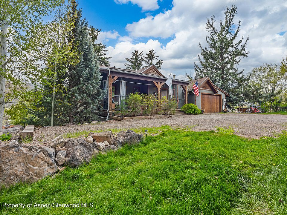 1st image of 307 E Sopris Dr