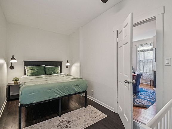 4th image of 5017 N Meade Ave APT 1