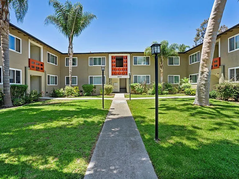 Gloria Homes Apartments — Photo 15