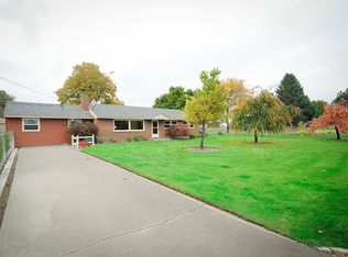 26964 Ice Harbor Dr, Burbank, WA 99323