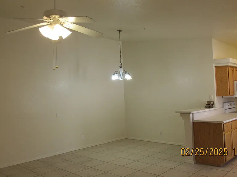 2759 Palisades Dr — Photo 4