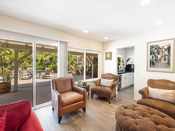 5th image of 2191 Summerpark Ct