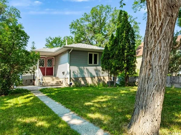 1366 Retallack STREET, Regina, SK S4T 2H9