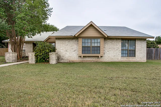 4717 Oakfield Way — Photo 1
