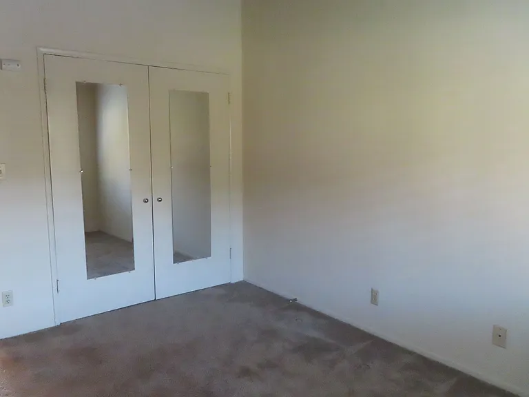 160 Evans Ave #23 — Photo 12