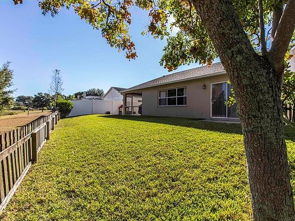 3rd image of 4714 Hunts Ct