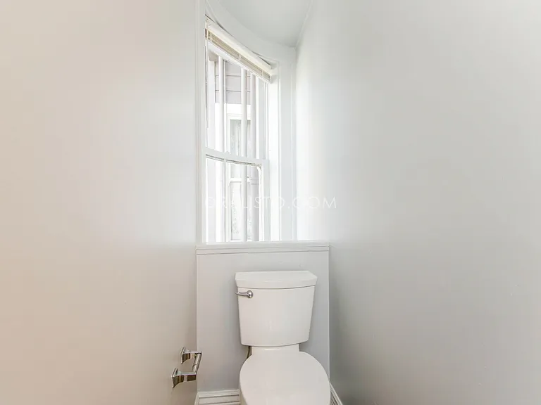 1019 Ashbury St #3 — Photo 12