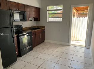2982 SW 25th St, Miami, FL 33133