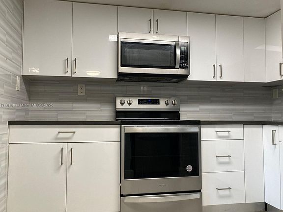 2nd image of 807 NW 91st Ter #807R