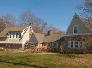 1 Topping Ln, Norwalk, CT 06854