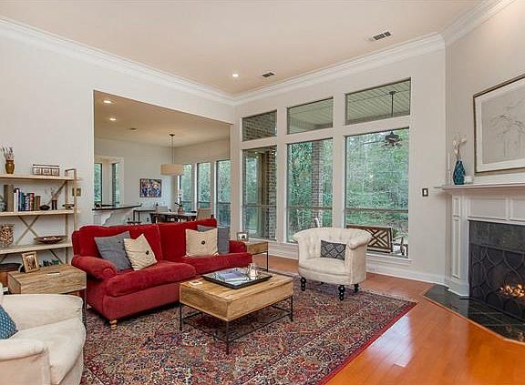 5th image of 104 Osceola Ct