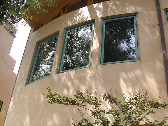 2nd image of 501 Marigold Ave