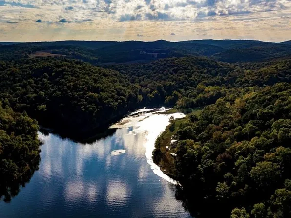 Sunset Ln, Sainte Genevieve, MO 63670