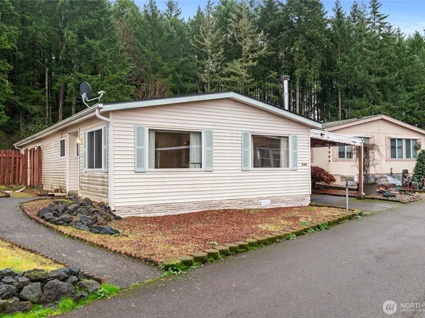 145 Sereno Circle Drive, Bremerton, WA 98312