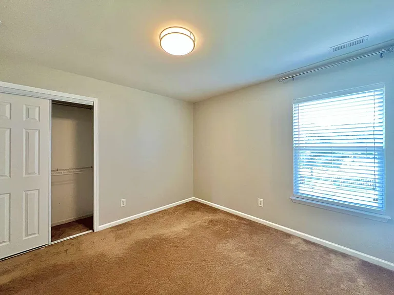 16310 Raptor Ct — Photo 29