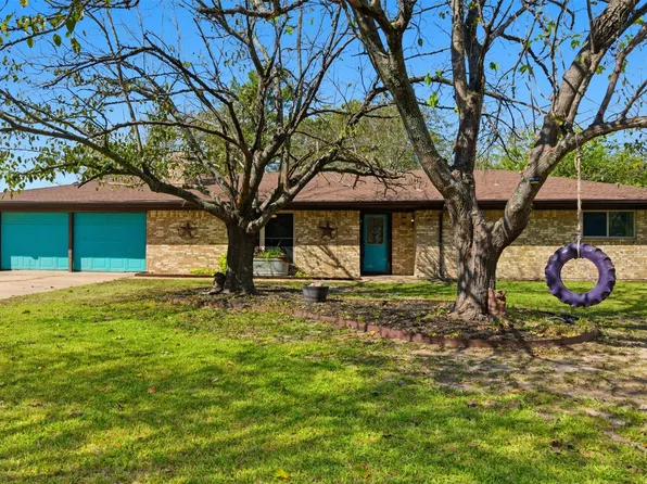 3264 County Road 2176, Greenville, TX 75402